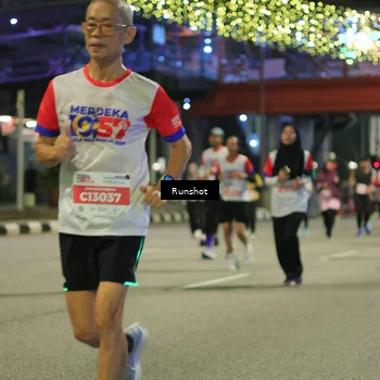 Runner Photo 4958872