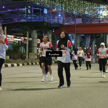 Runner Photo 4958898