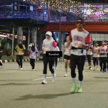 Runner Photo 4958906
