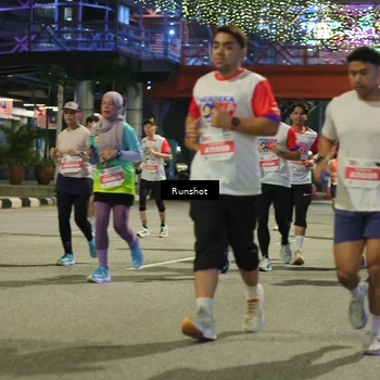 Runner Photo 4958938
