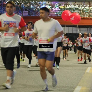 Runner Photo 4958943