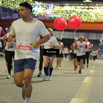 Runner Photo 4958946