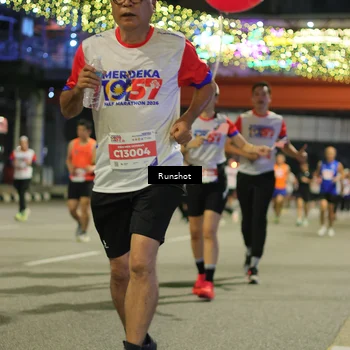Runner Photo 4958981