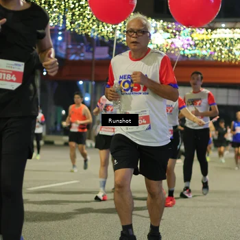 Runner Photo 4958984