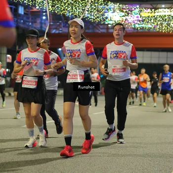 Runner Photo 4958993