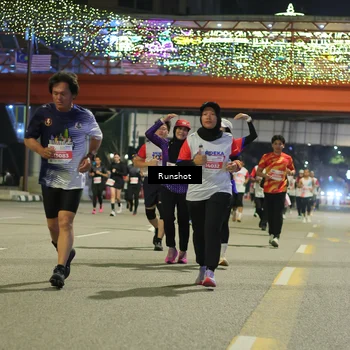 Runner Photo 4959073