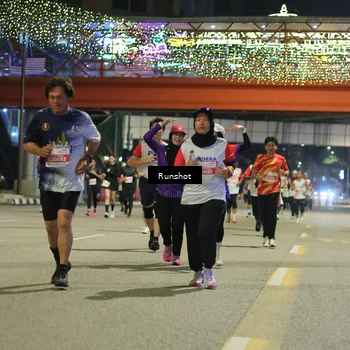 Runner Photo 4959079