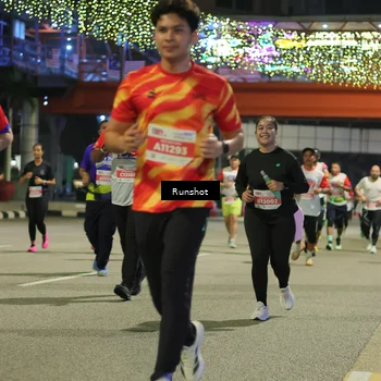 Runner Photo 4959137