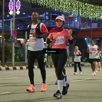 Runner Photo 4959312