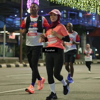 Runner Photo 4959315