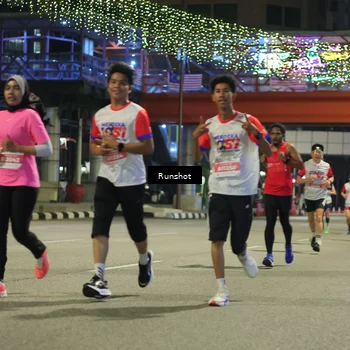 Runner Photo 4959561