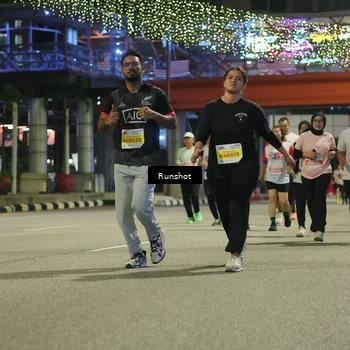 Runner Photo 4959594
