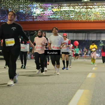Runner Photo 4959600
