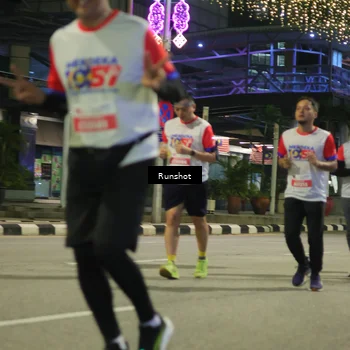 Runner Photo 4959915
