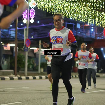 Runner Photo 4959923