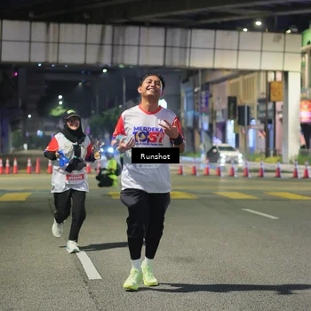 Runner Photo 4960895