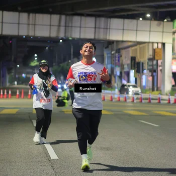 Runner Photo 4960898