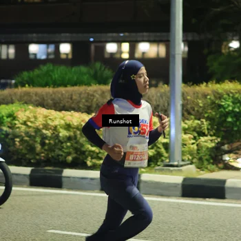 Runner Photo 4960937