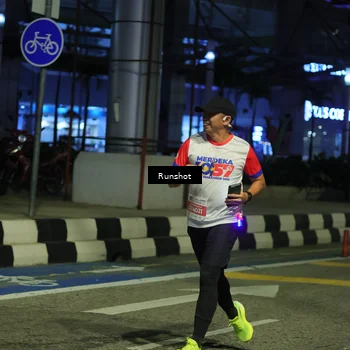 Runner Photo 4960953
