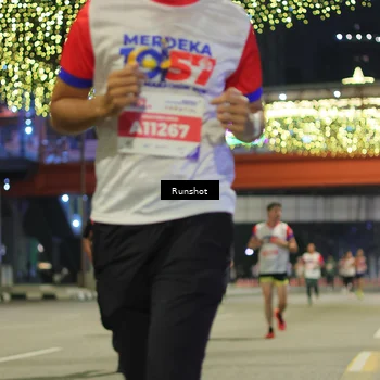 Runner Photo 4961252