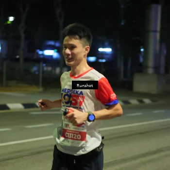 Runner Photo 4961335