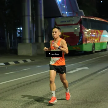 Runner Photo 4961359