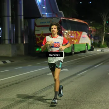 Runner Photo 4961393