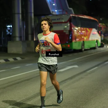 Runner Photo 4961400