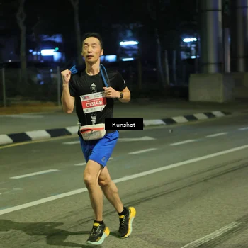 Runner Photo 4961506