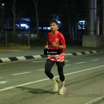 Runner Photo 4961626