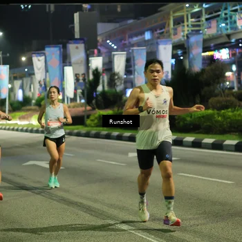 Runner Photo 4961729
