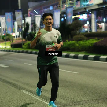 Runner Photo 4961870
