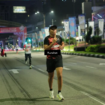 Runner Photo 4961873