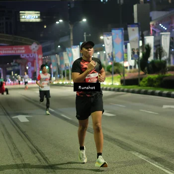 Runner Photo 4961876