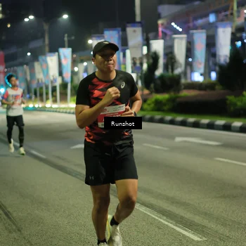 Runner Photo 4961900