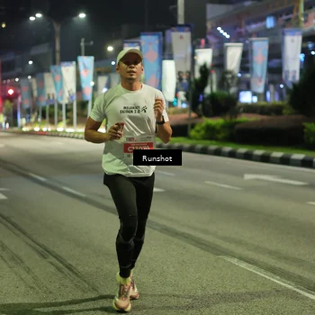 Runner Photo 4961957