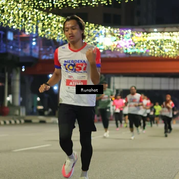 Runner Photo 4962018