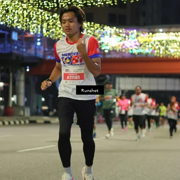 Runner Photo 4962035
