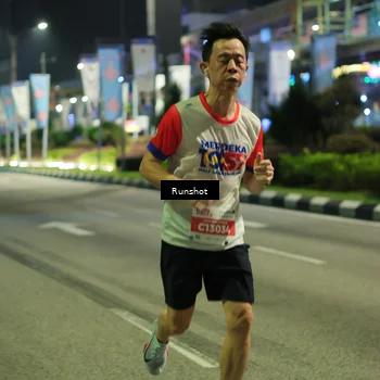 Runner Photo 4962084