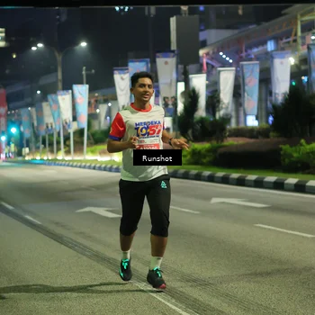 Runner Photo 4962103