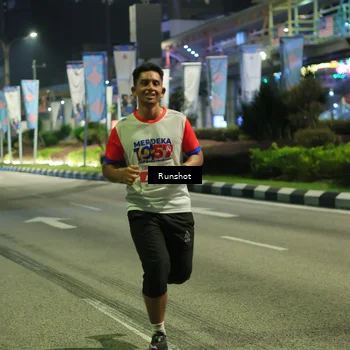 Runner Photo 4962123