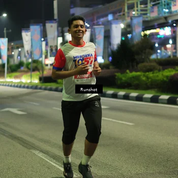 Runner Photo 4962125