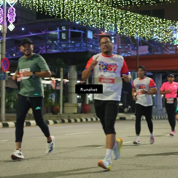 Runner Photo 4962196