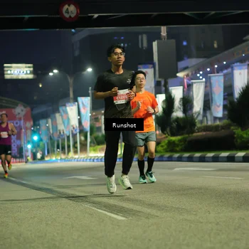 Runner Photo 4962283