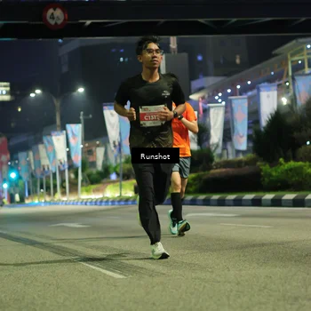 Runner Photo 4962291