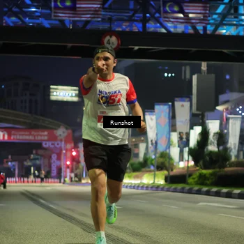 Runner Photo 4962437