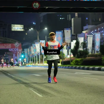 Runner Photo 4962486