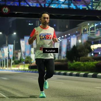 Runner Photo 4962491
