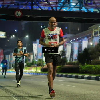 Runner Photo 4962596