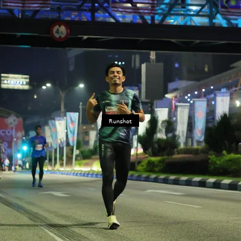 Runner Photo 4962603